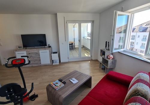 möbl. Wohnzimmer