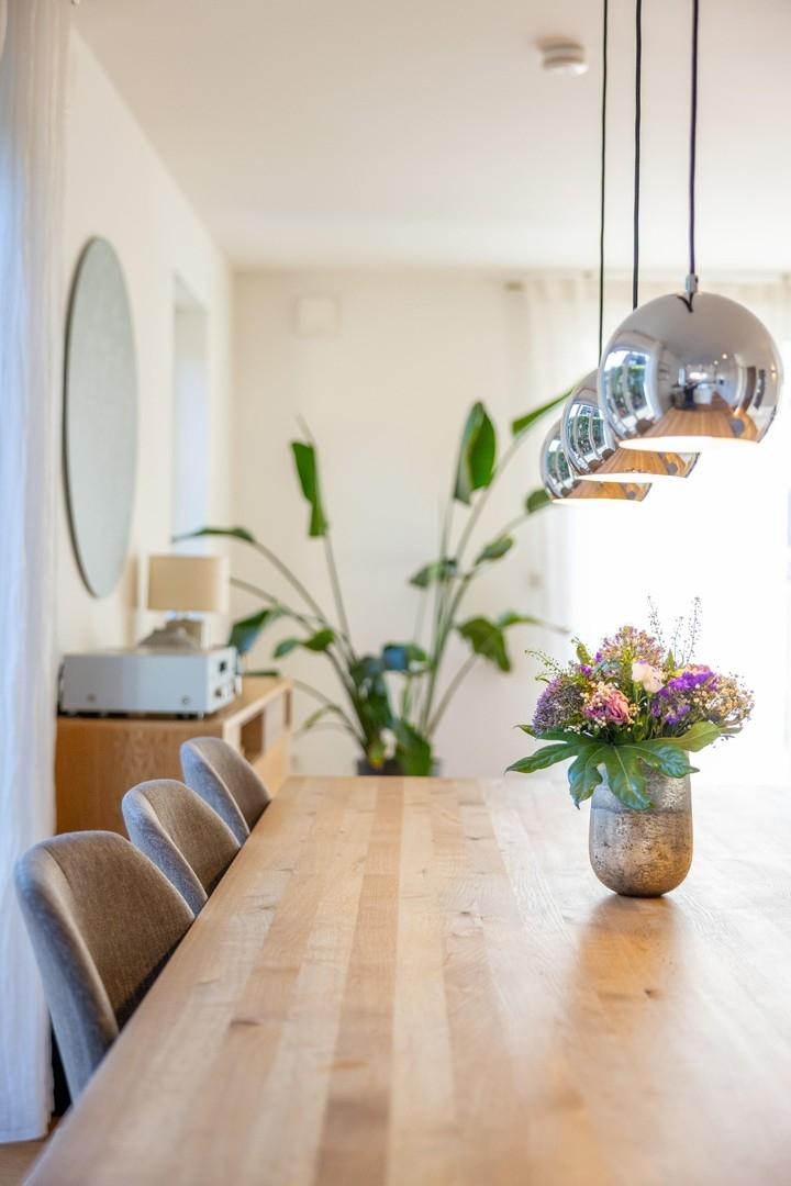 Blick ins Wohnzimmer