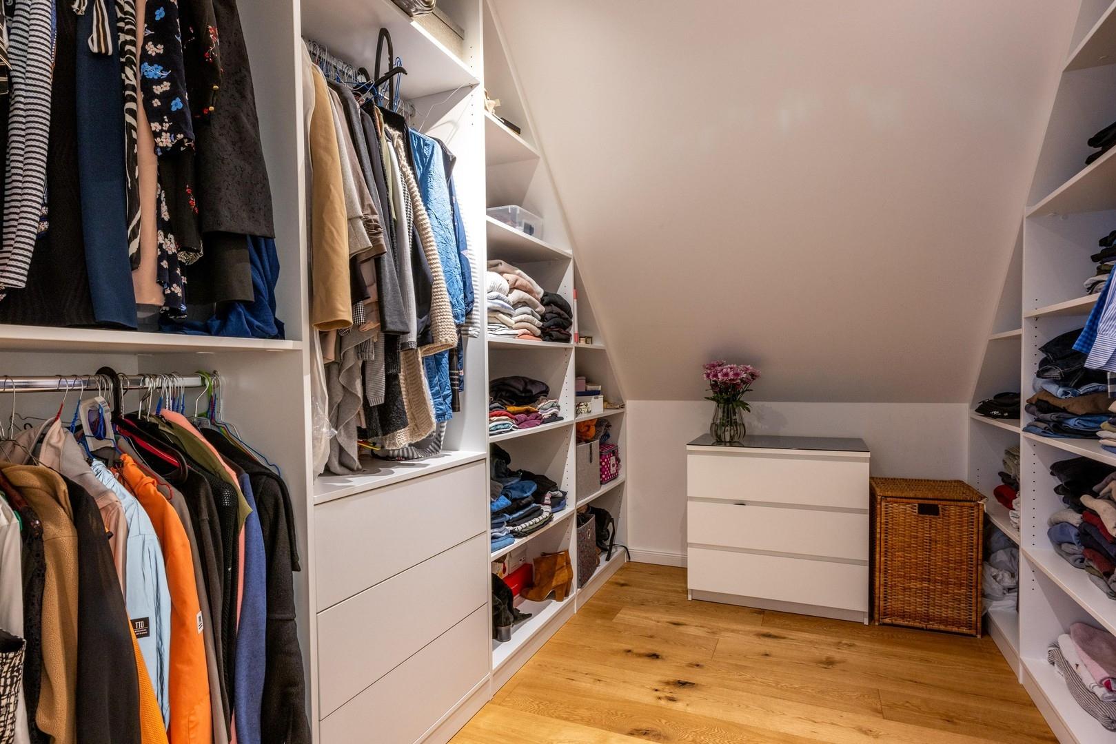 Ankleidezimmer Tischlerarbeit