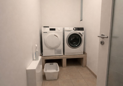 Waschküche+Waschbecken, 1.OG