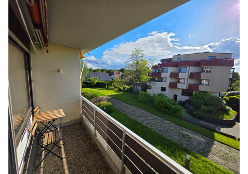 Zimmer rechts Balkon