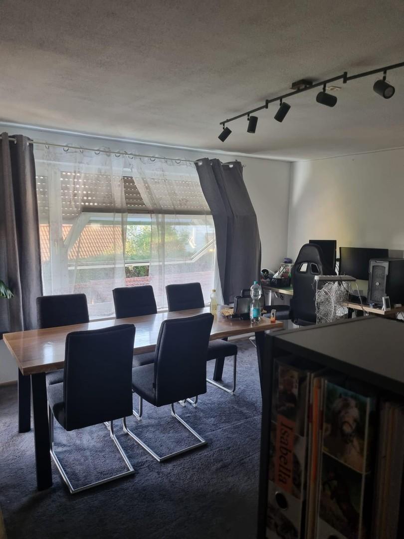 Wohn-/Esszimmer