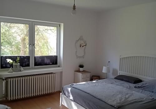 Zimmer 2 - Schlafzimmer