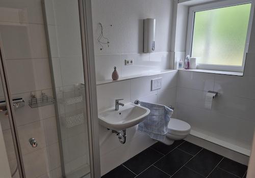 Bad Dusche
