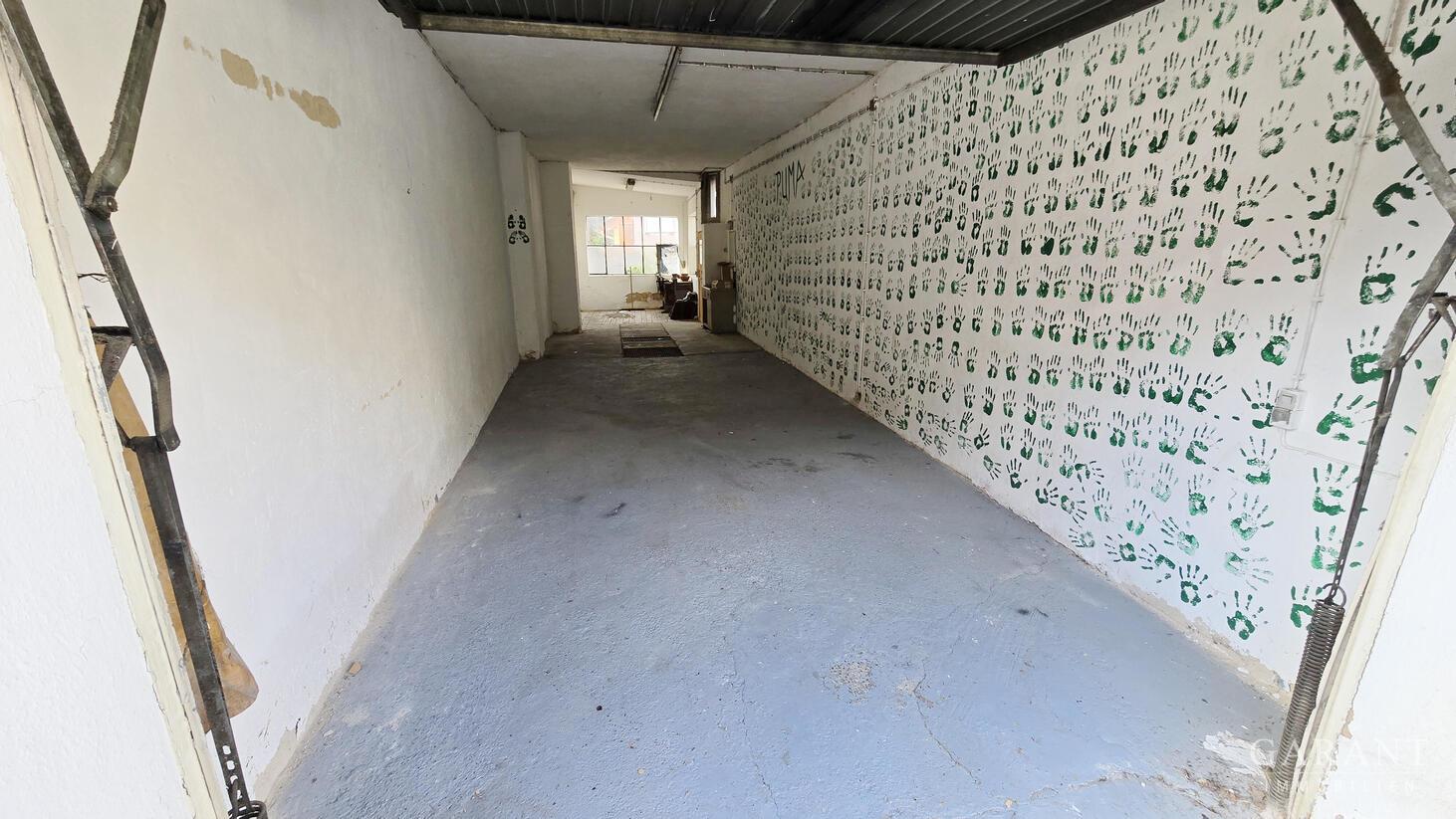 Garage (2)