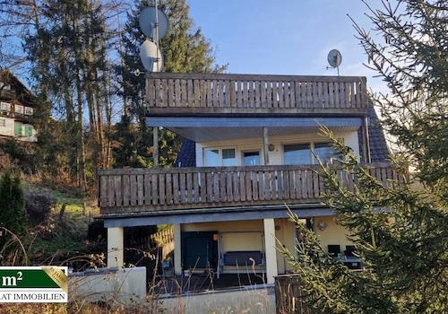 Balkone und Terrasse