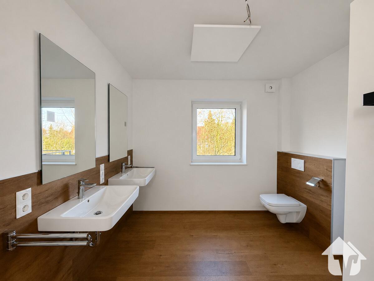 Badezimmer (2)