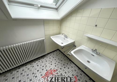 20- Badezimmer DG