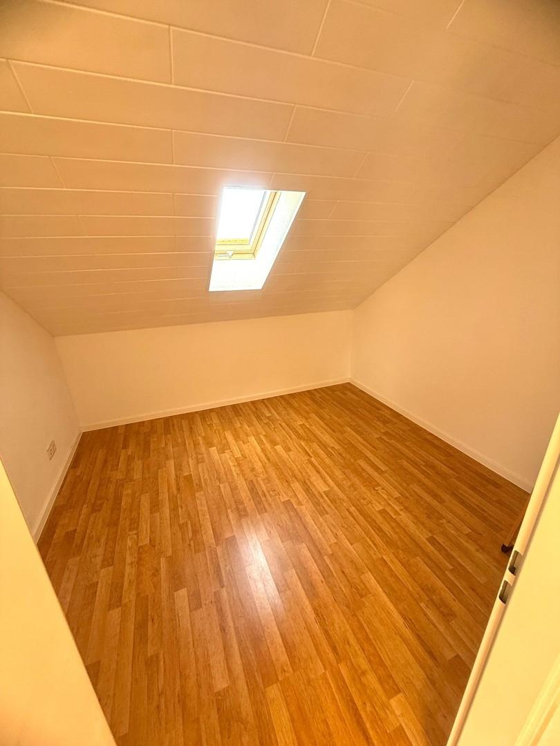 Blick ins Kinderzimmer / Büro