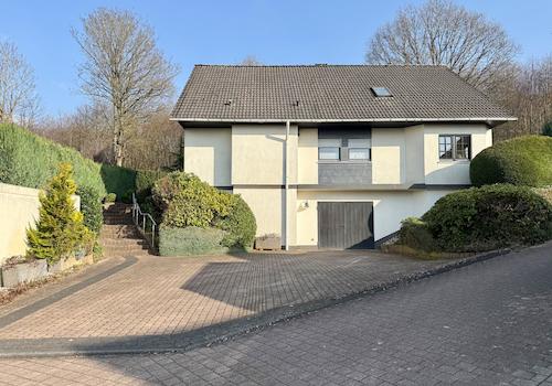 Straßenansicht