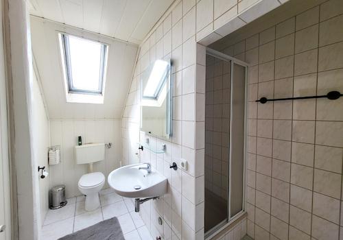 Badezimmer Dachgeschoss  
