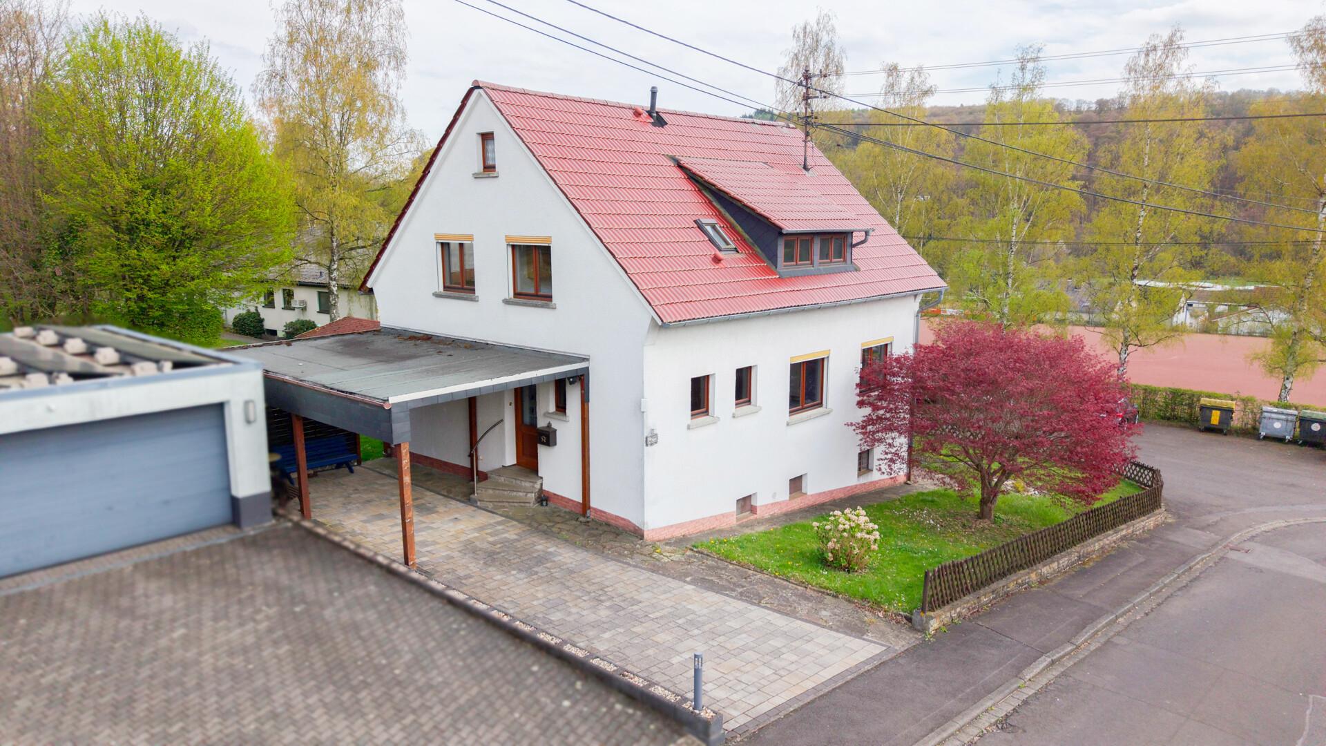 Straßenansicht