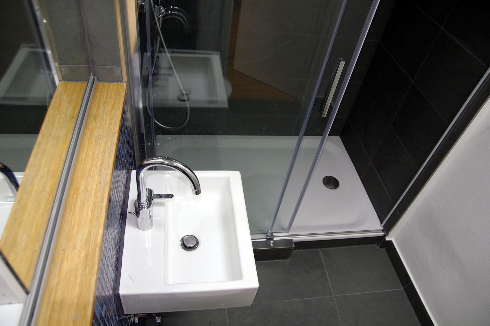 DG Dusche 1