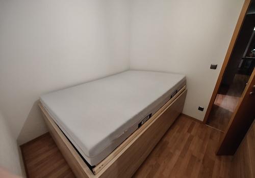 Bett zur Ablöse