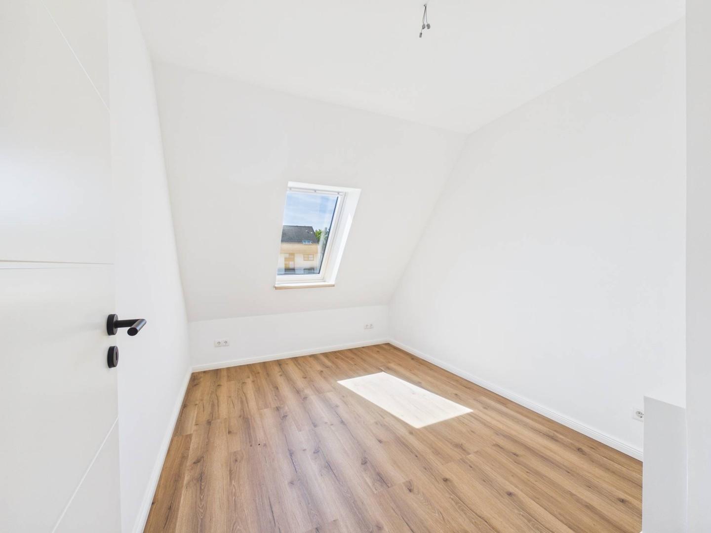 Kinderzimmer 2 / Büro