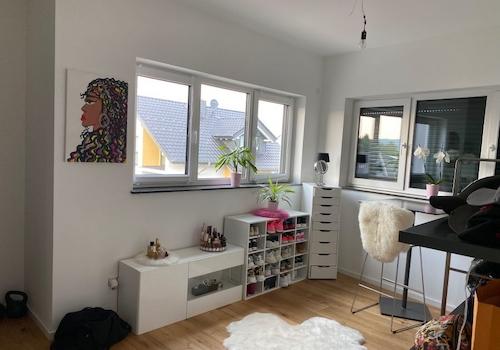 Schlafzimmer 1