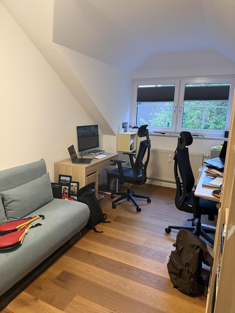 Büro/Schlafzimmer