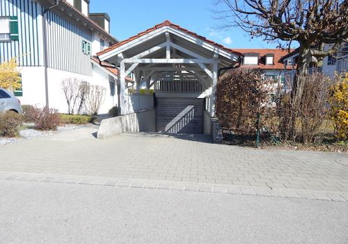 Tiefgaragenabfahrt