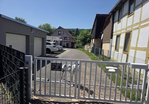 Toreinfahrt (elektrisch)