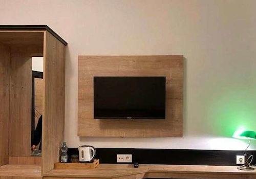 TV in jedem Gästezimmer