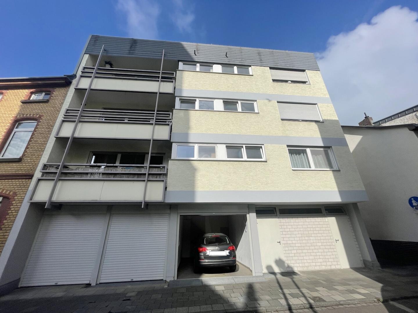 Straßenansicht