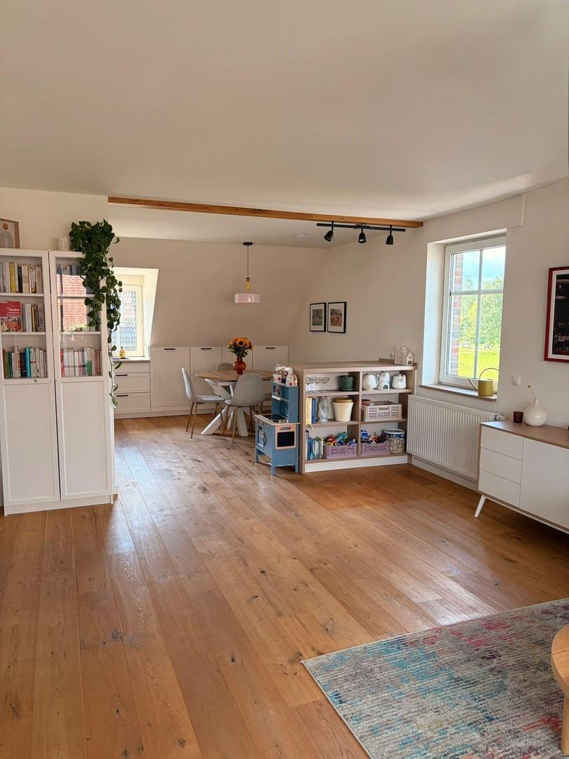 Wohnzimmer und Essbereich