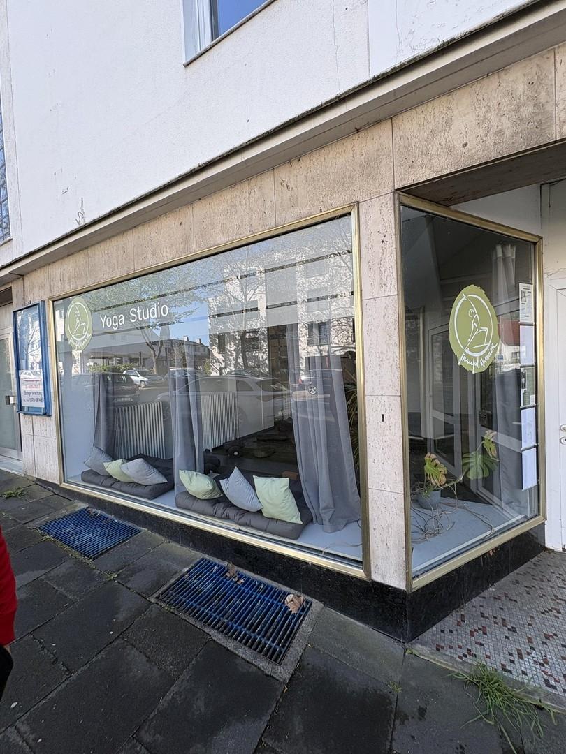 Gewerbeeinheit 1 Schaufenster