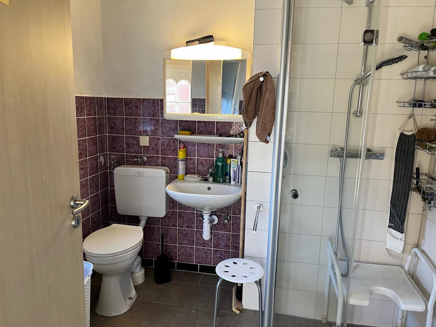 Badezimmer EG