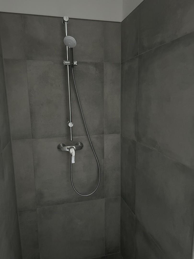 Dusche OG