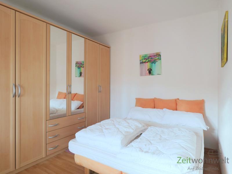 Blick ins Schlafzimmer