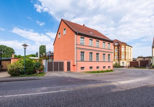 Mehrfamilienhaus / Ansicht 1