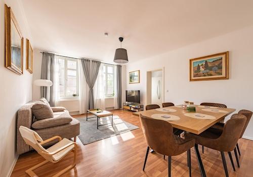 Wohnbereich / Wohnung 1