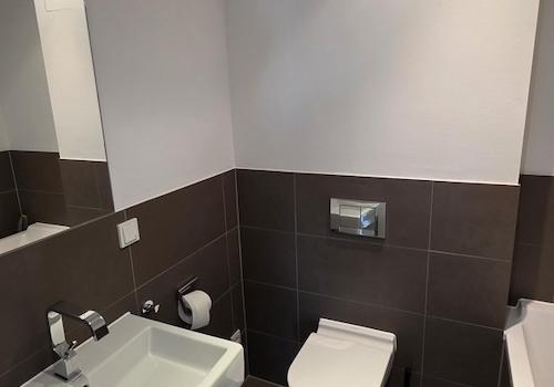 Gäste WC mit Badewanne