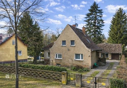 Hausansicht Straßenseite