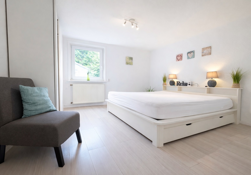Großes Schlafzimmer