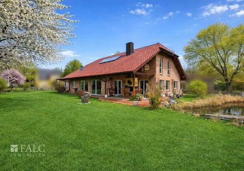 Hausansicht Gartenseite