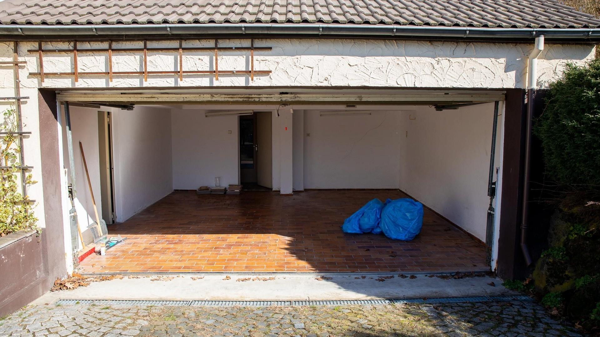 Doppelgarage