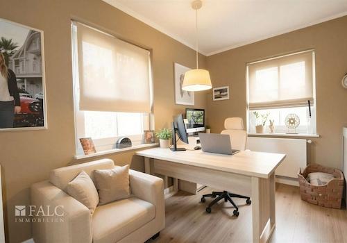 Arbeitszimmer OG- (KI generiert)