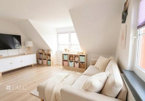 Wohnzimmer DG- (KI generiert)