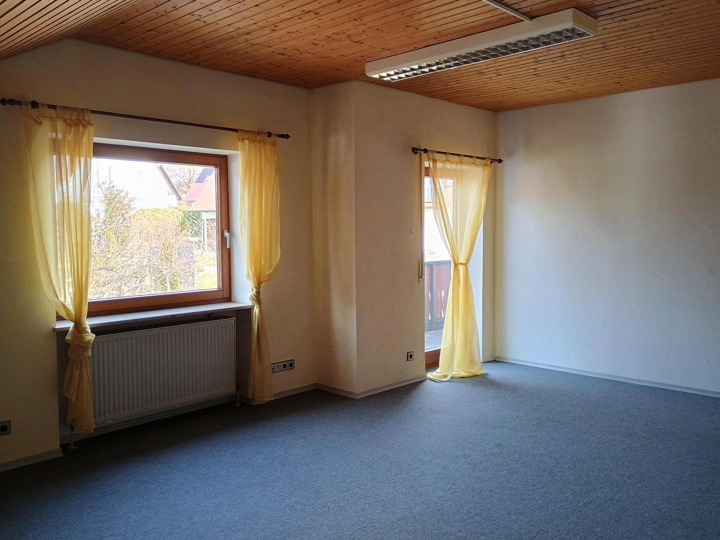 OG Schlafzimmer mit Balkon