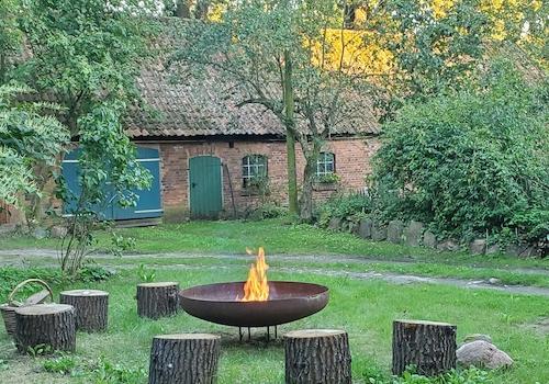 Feuerstelle / Stall