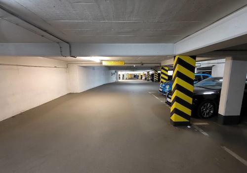 Die sehr gepflegte Tiefgarage