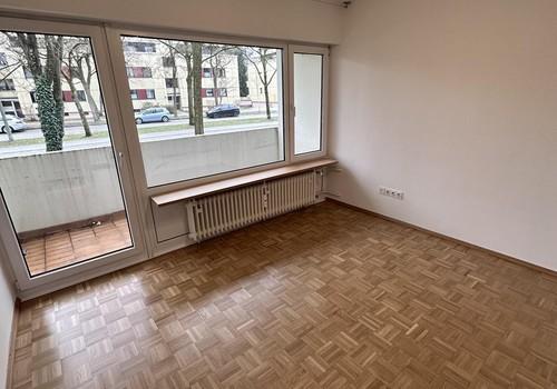 (Kinder-) Zimmer 3 mit Balkon