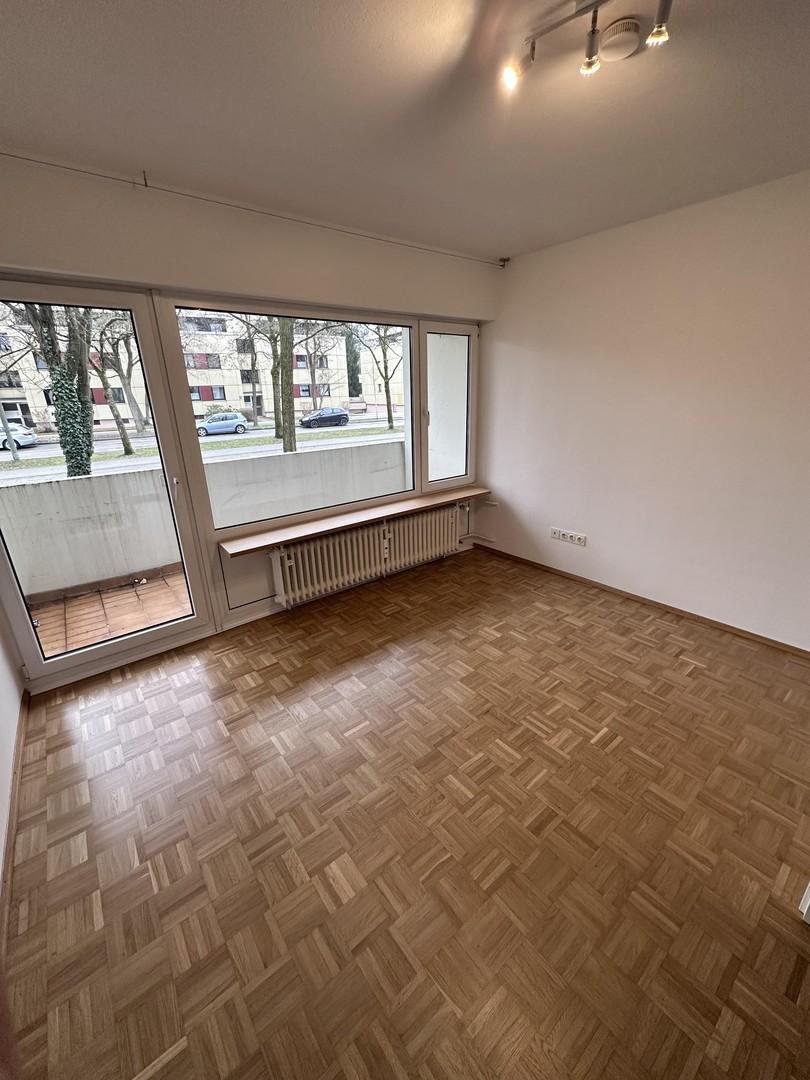 (Kinder-) Zimmer 3 mit Balkon