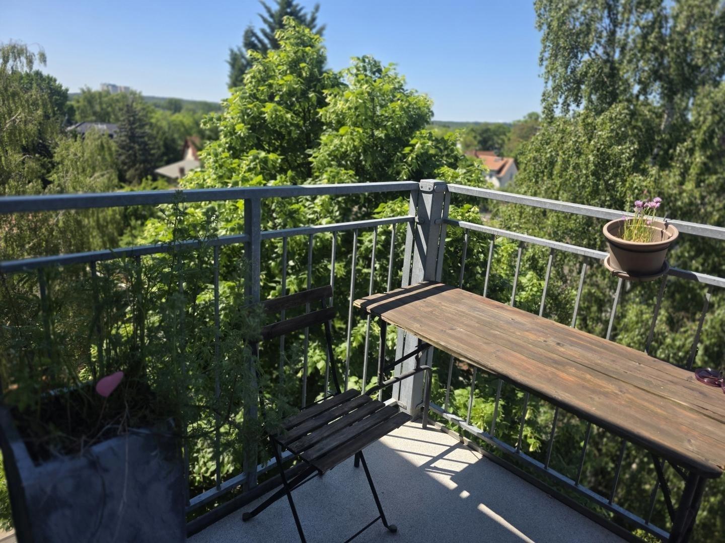 Balkon Gartenseite