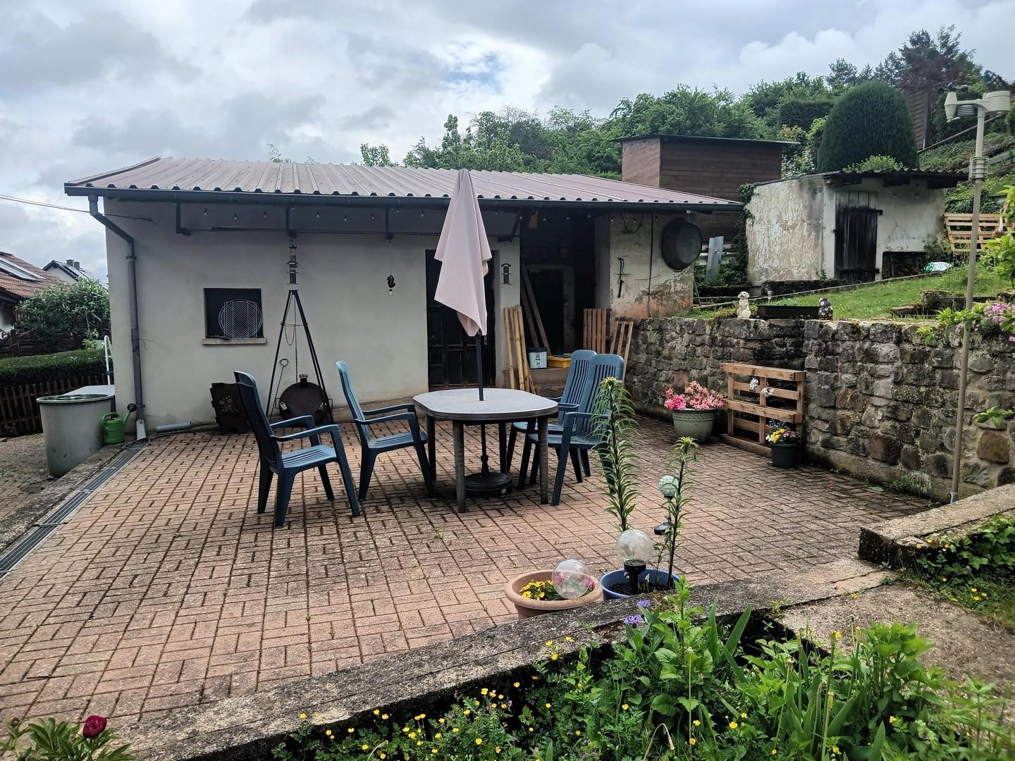 Garten mit Schuppen 