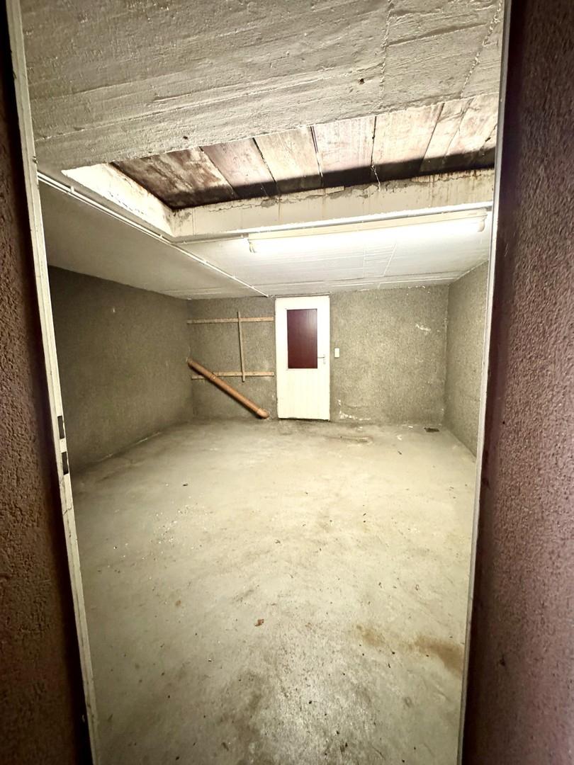 Garage - Raum unter Grube