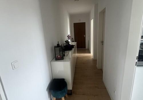 Flur Richtung Wohnungsausgang