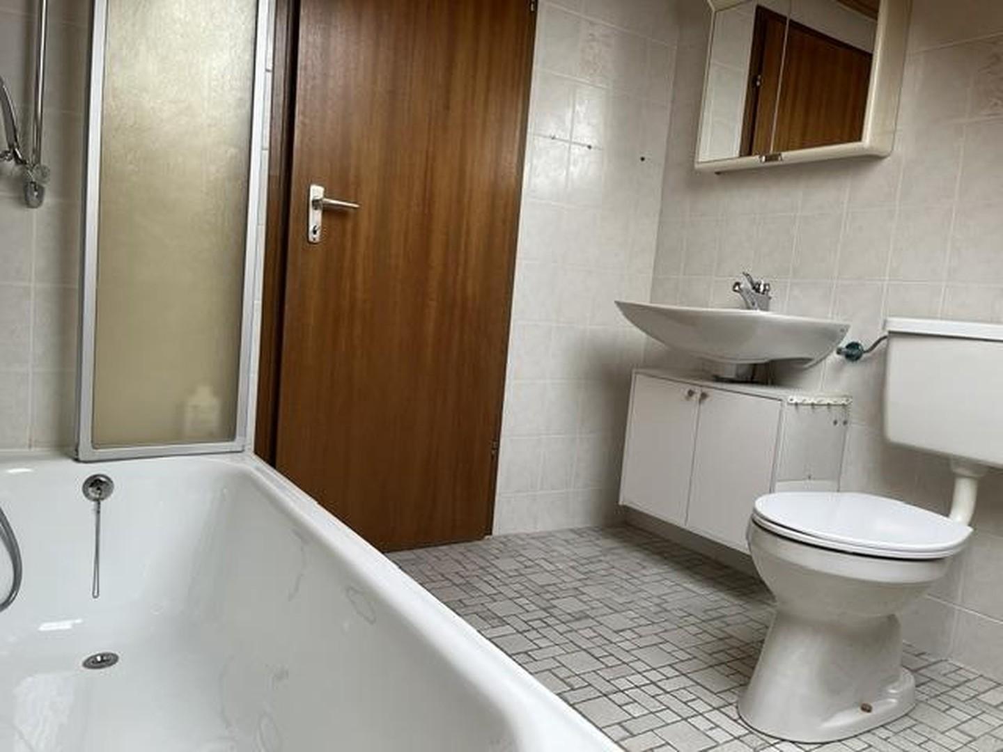 Badezimmer DG