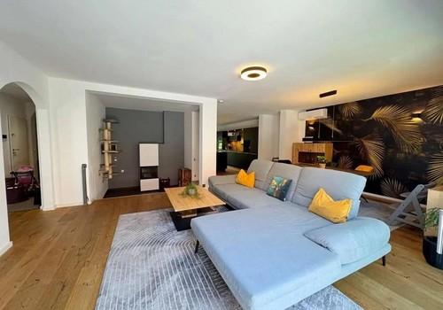 Wohnzimmer + Kamin
